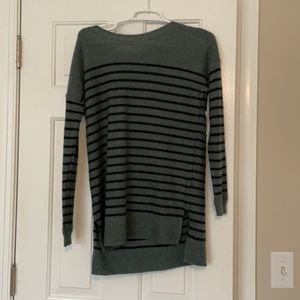 Old Navy Striped Sweater XS